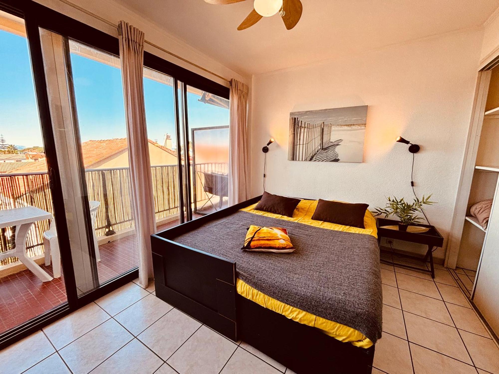 Studio Calme Au Coeur De Canet - 21 - Екстер'єр фото